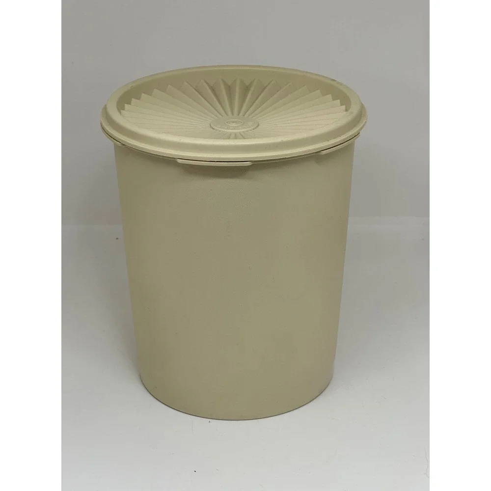 Tupperware minimalist accordion aesthetic